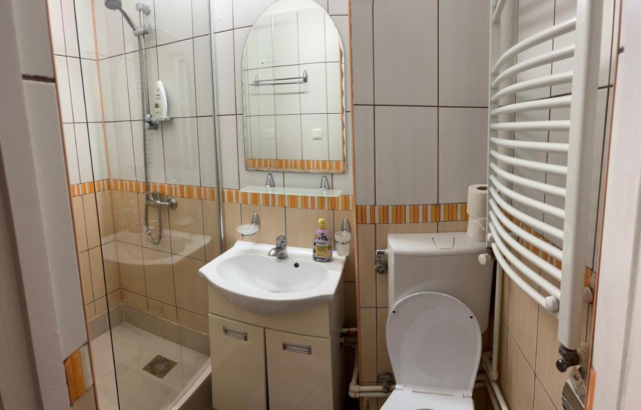 Linna Apartament Галац Екстер'єр фото